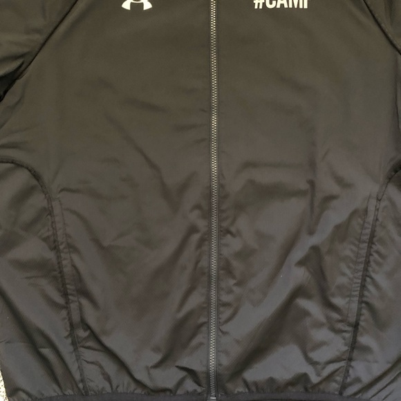 Under armour Black Loose Windbreaker (Size Large) - Picture 13 of 13